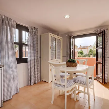 Casa & Golf Guadalmina Alta *