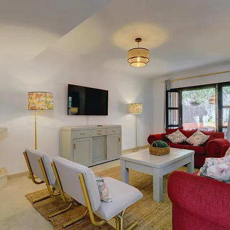 Casa & Golf Guadalmina Alta بيت للعطل ماربيا